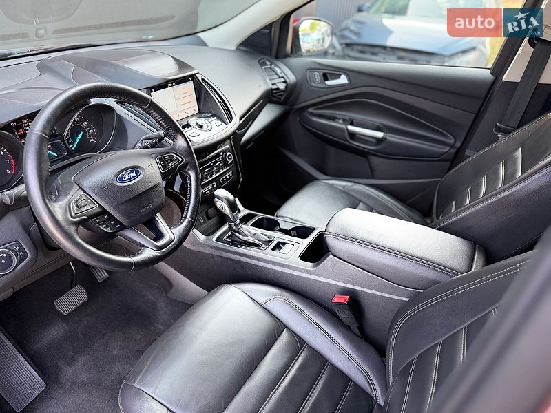 Внедорожник / Кроссовер Ford Escape 2019 в Львове