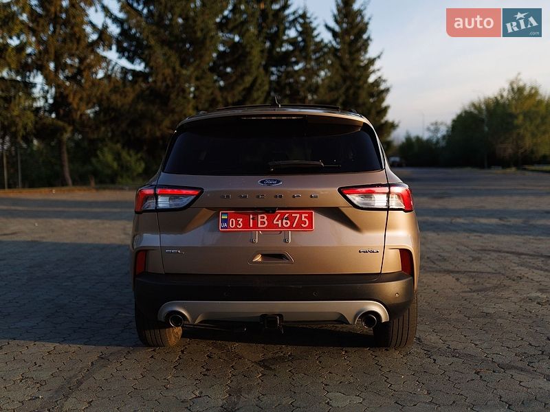 Внедорожник / Кроссовер Ford Escape 2021 в Дубно