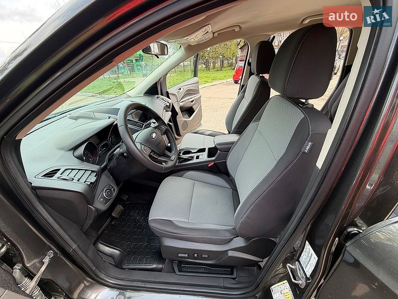 Внедорожник / Кроссовер Ford Escape 2016 в Киеве