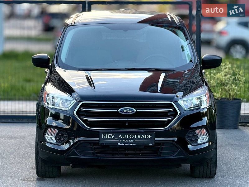 Внедорожник / Кроссовер Ford Escape 2018 в Киеве