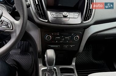Внедорожник / Кроссовер Ford Escape 2018 в Полтаве