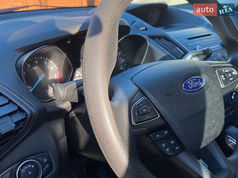 Внедорожник / Кроссовер Ford Escape 2018 в Хмельницком