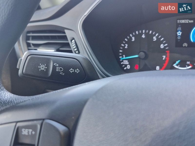 Внедорожник / Кроссовер Ford Escape 2022 в Черкассах