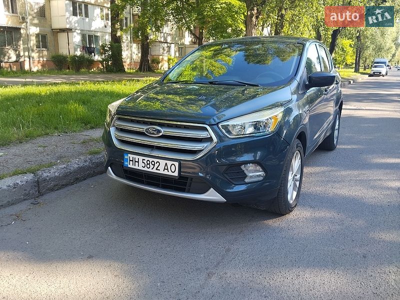 Внедорожник / Кроссовер Ford Escape 2019 в Одессе