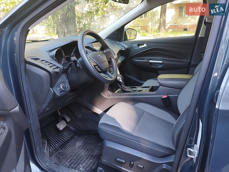 Внедорожник / Кроссовер Ford Escape 2019 в Одессе