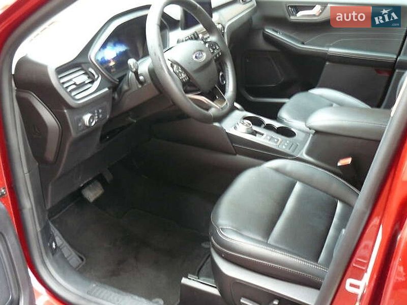 Внедорожник / Кроссовер Ford Escape 2022 в Ивано-Франковске