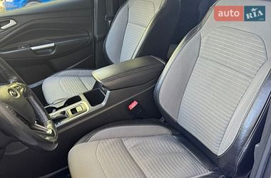 Внедорожник / Кроссовер Ford Escape 2018 в Львове