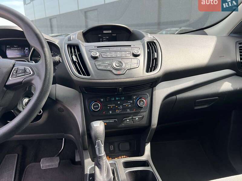 Внедорожник / Кроссовер Ford Escape 2017 в Львове