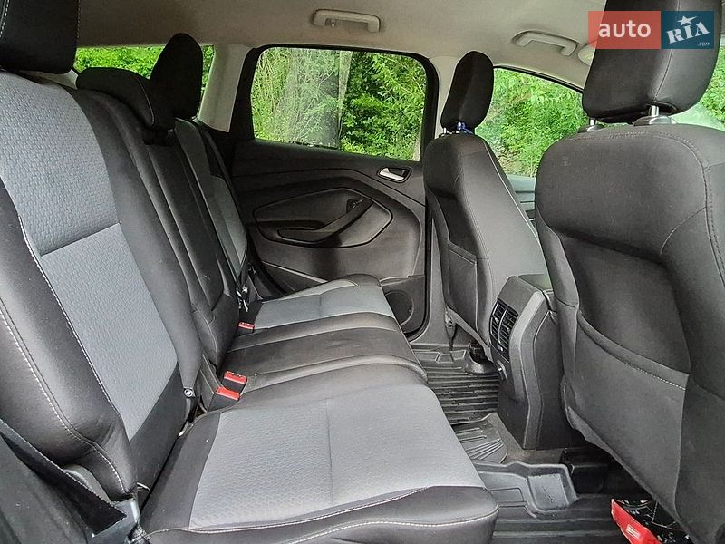 Позашляховик / Кросовер Ford Escape 2019 в Львові