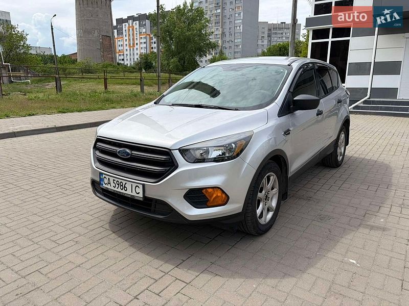 Позашляховик / Кросовер Ford Escape 2018 в Черкасах