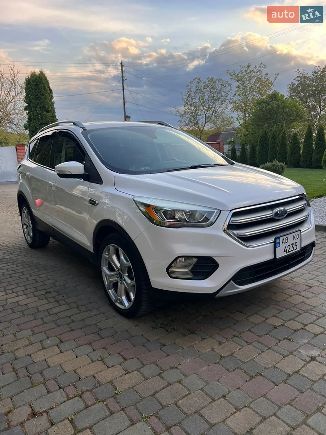 2017 Ford Escape - мініатюра 3
