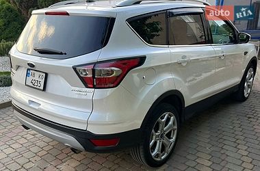 Внедорожник / Кроссовер Ford Escape 2017 в Виннице