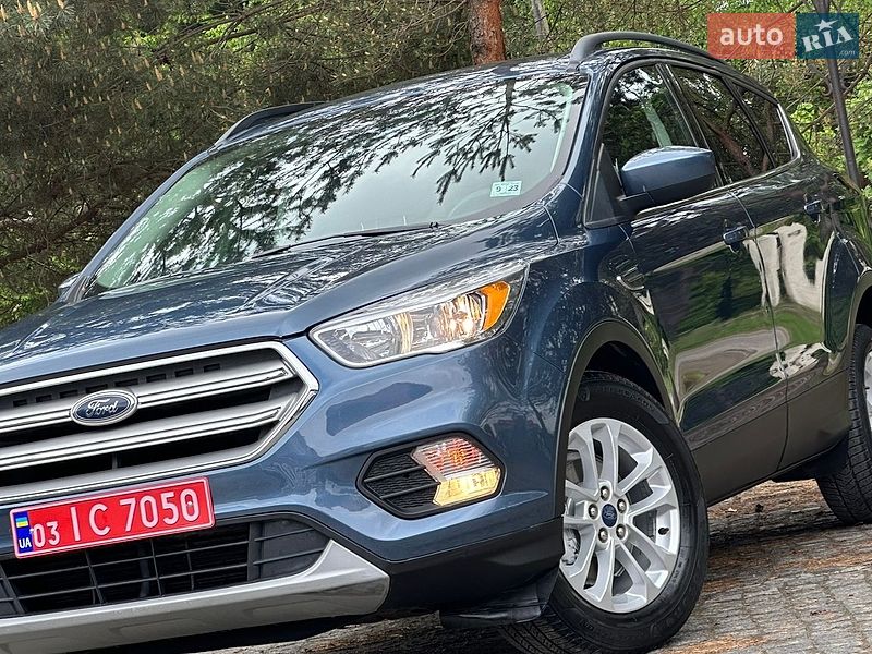 Внедорожник / Кроссовер Ford Escape 2018 в Самборе фото 15 Внедорожник / Кроссовер Ford Escape 2018 в Самборе