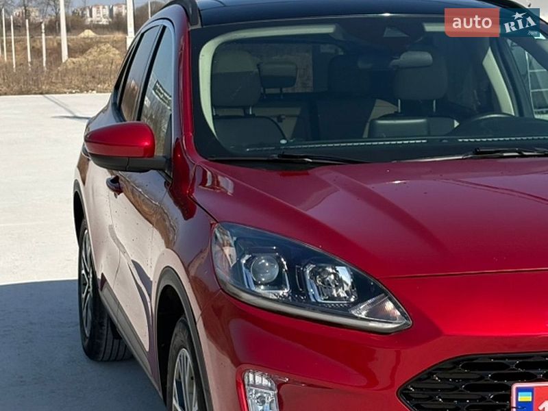 Позашляховик / Кросовер Ford Escape 2020 в Львові