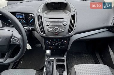 Позашляховик / Кросовер Ford Escape 2016 в Києві