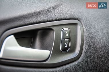 Внедорожник / Кроссовер Ford Escape 2018 в Хмельницком