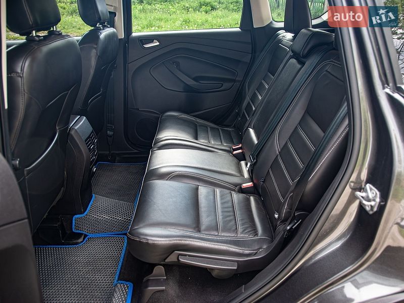 Внедорожник / Кроссовер Ford Escape 2018 в Хмельницком