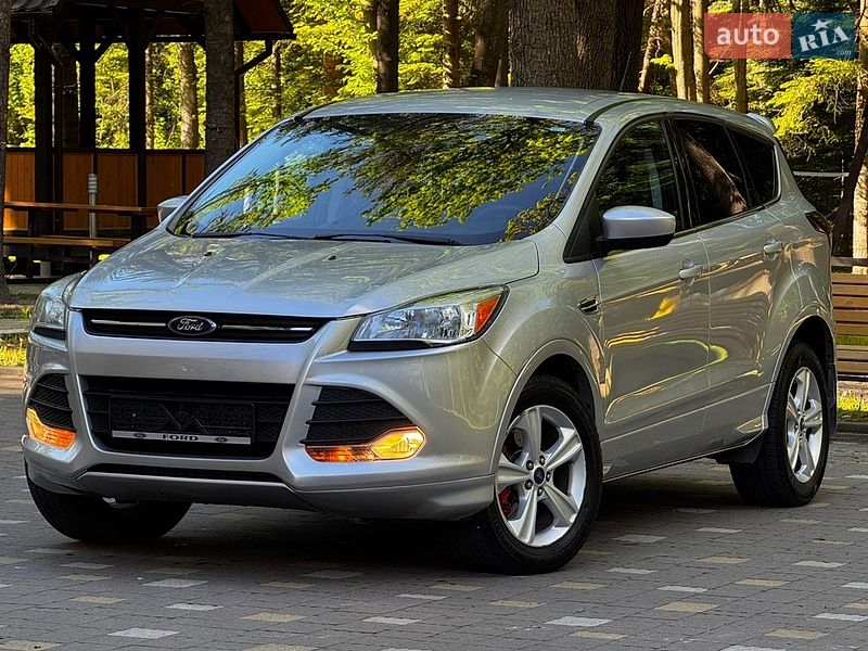 Позашляховик / Кросовер Ford Escape 2015 в Дрогобичі