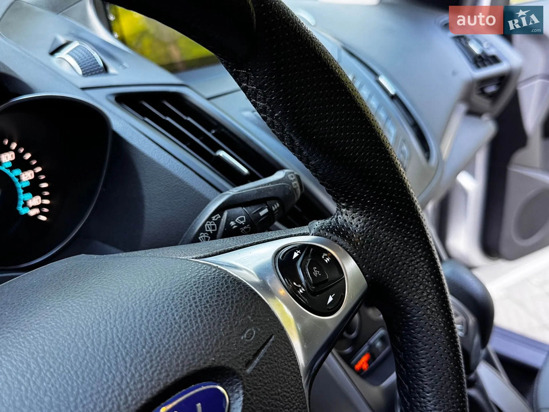 2015 Ford Escape - мініатюра 114