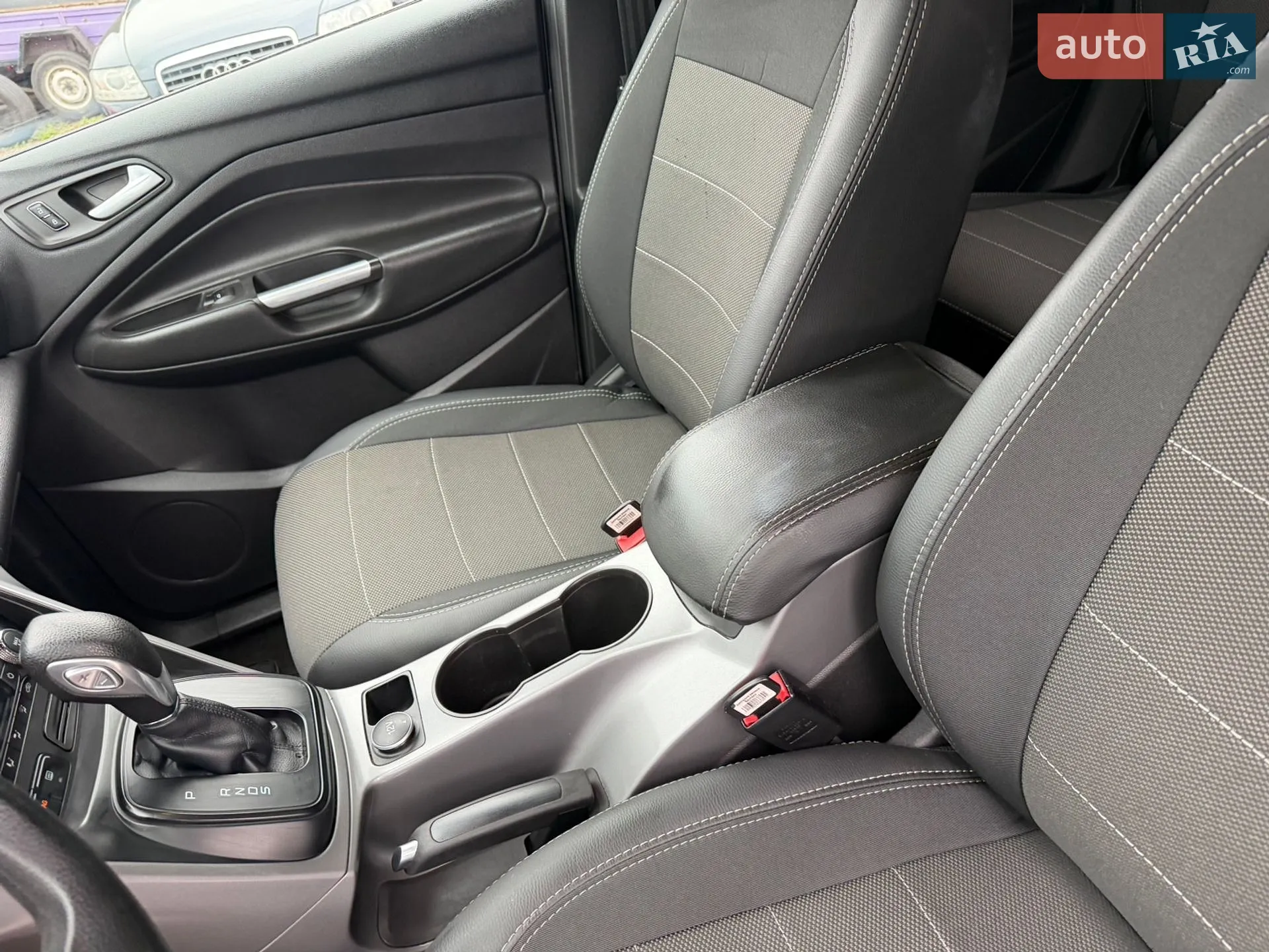 2015 Ford Escape - мініатюра 21