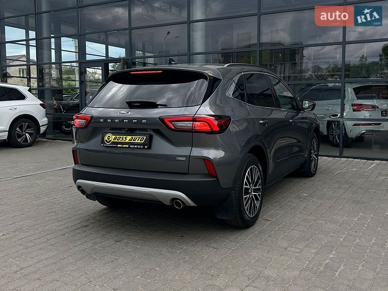 Позашляховик / Кросовер Ford Escape 2023 в Івано-Франківську