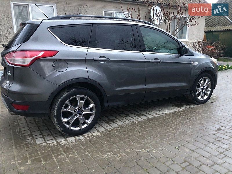 Позашляховик / Кросовер Ford Escape 2013 в Києві