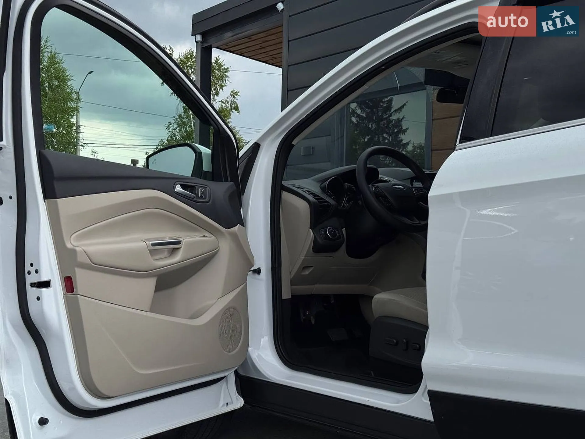 2017 Ford Escape - мініатюра 18