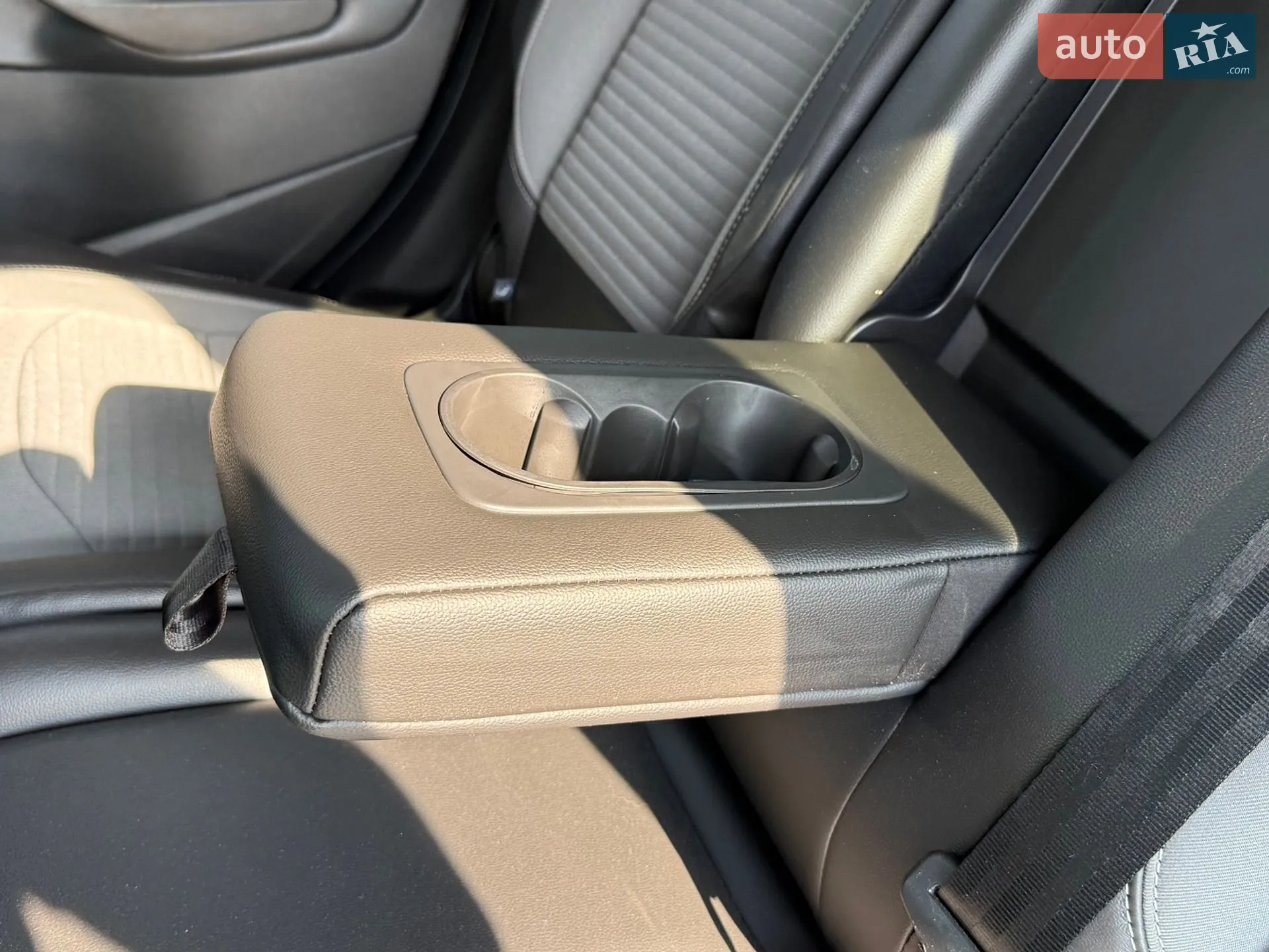 2017 Ford Escape - мініатюра 40