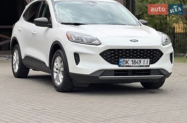 Позашляховик / Кросовер Ford Escape 2022 в Рівному