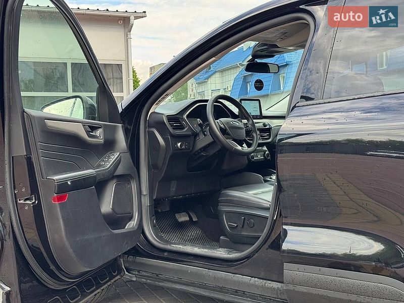 Позашляховик / Кросовер Ford Escape 2022 в Рівному фото 23 Позашляховик / Кросовер Ford Escape 2022 в Рівному