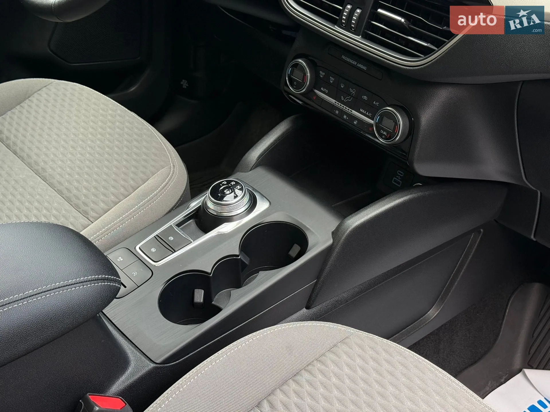 2021 Ford Escape - мініатюра 9