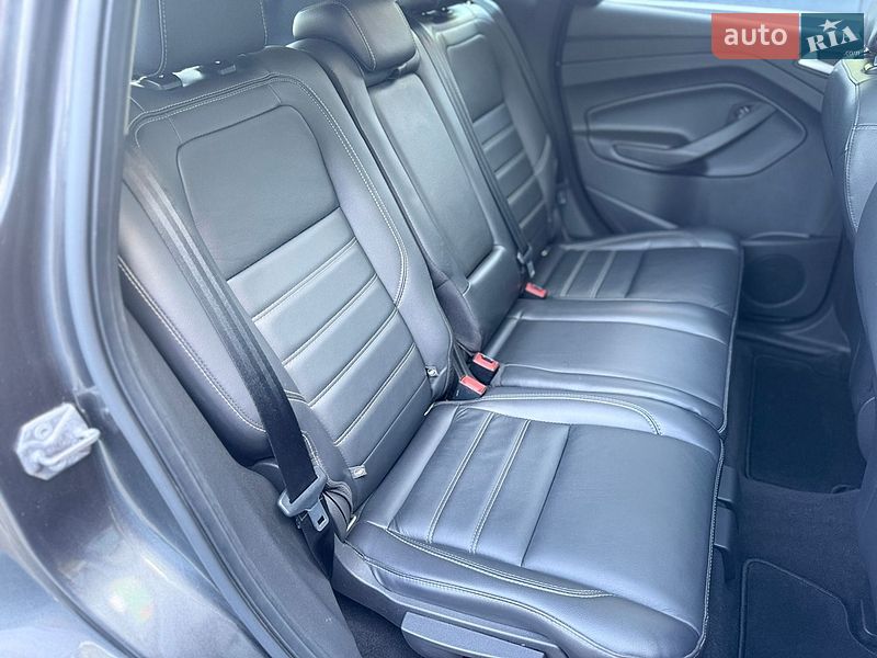 Внедорожник / Кроссовер Ford Escape 2019 в Сумах