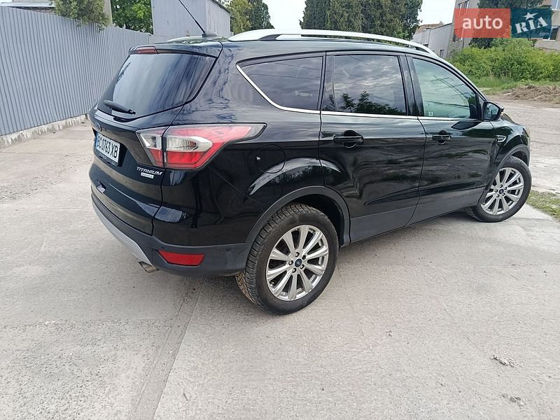 Позашляховик / Кросовер Ford Escape 2016 в Львові