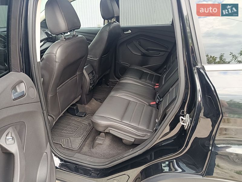Позашляховик / Кросовер Ford Escape 2016 в Львові