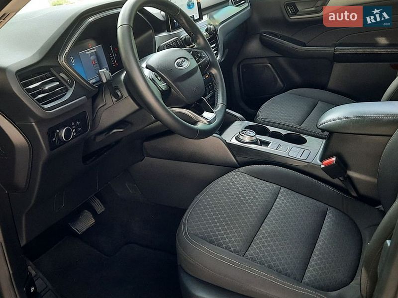 Внедорожник / Кроссовер Ford Escape 2024 в Харькове