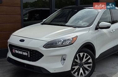 Позашляховик / Кросовер Ford Escape 2020 в Рівному