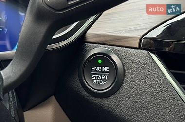 Позашляховик / Кросовер Ford Escape 2020 в Рівному