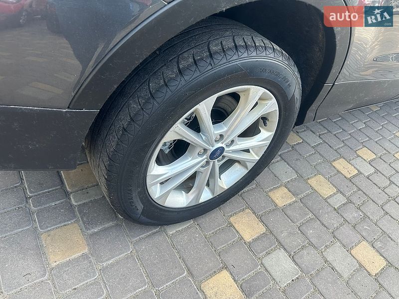 Внедорожник / Кроссовер Ford Escape 2018 в Одессе