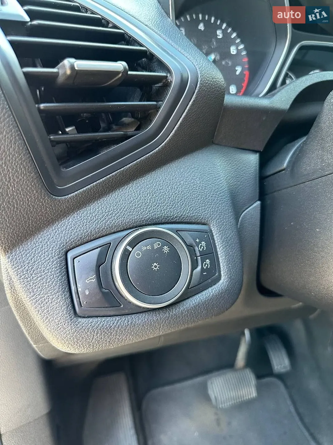 2019 Ford Escape - мініатюра 11