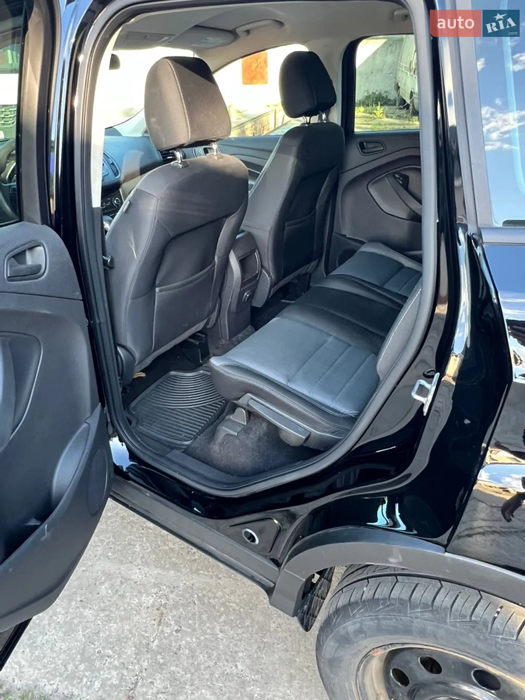 2017 Ford Escape - мініатюра 10