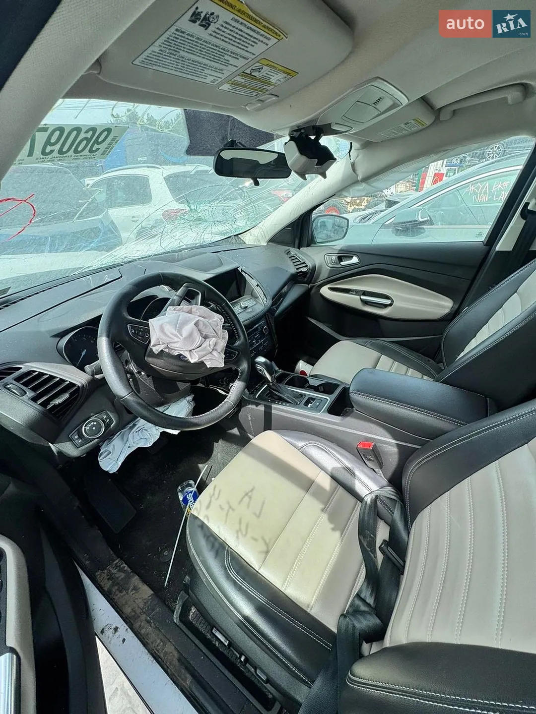 2019 Ford Escape - мініатюра 16
