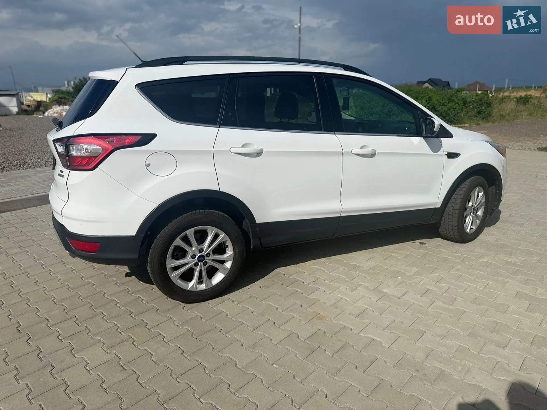 2016 Ford Escape - мініатюра 2