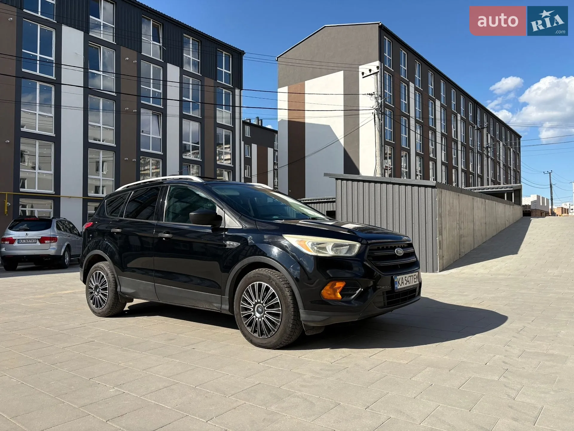Ford Escape 2017 VIN 1FMCU0F72HUE84341 фото оголошення 8 з 21