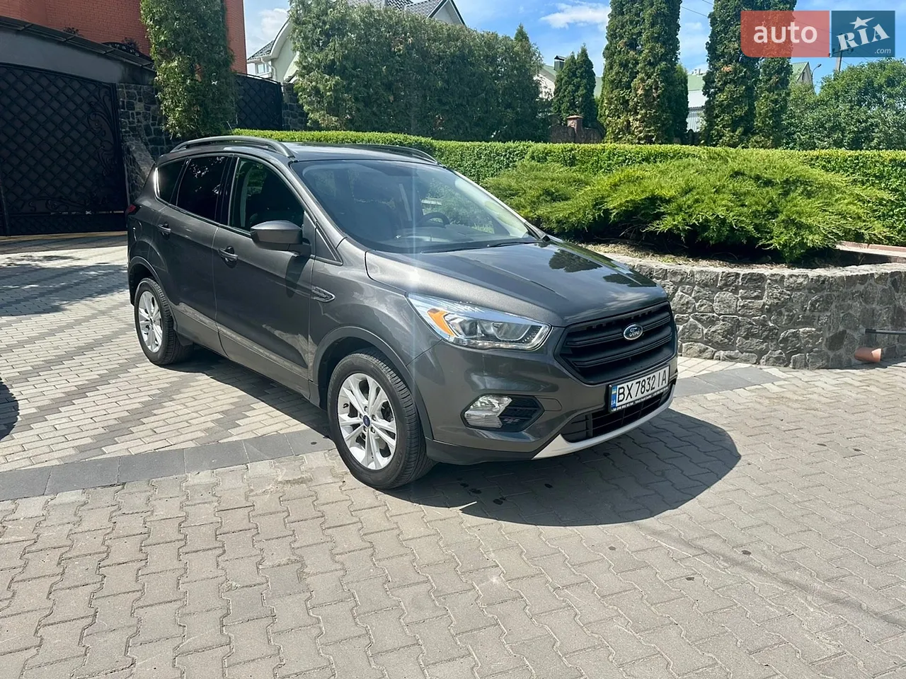 2016 Ford Escape - мініатюра 2