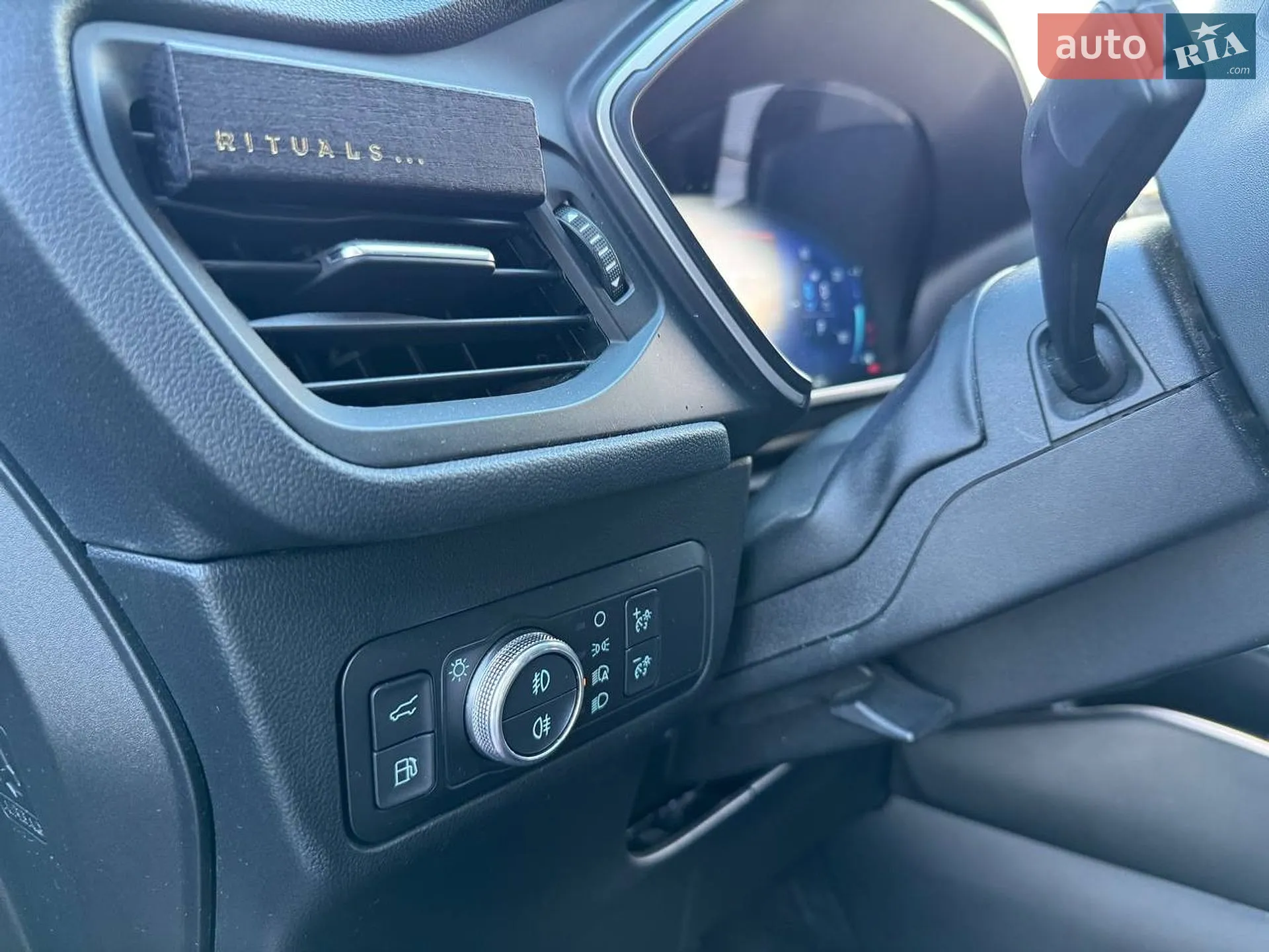 2020 Ford Escape - мініатюра 21