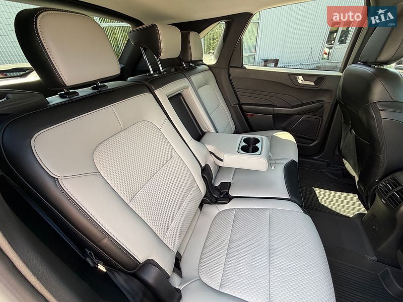 Позашляховик / Кросовер Ford Escape 2024 в Києві
