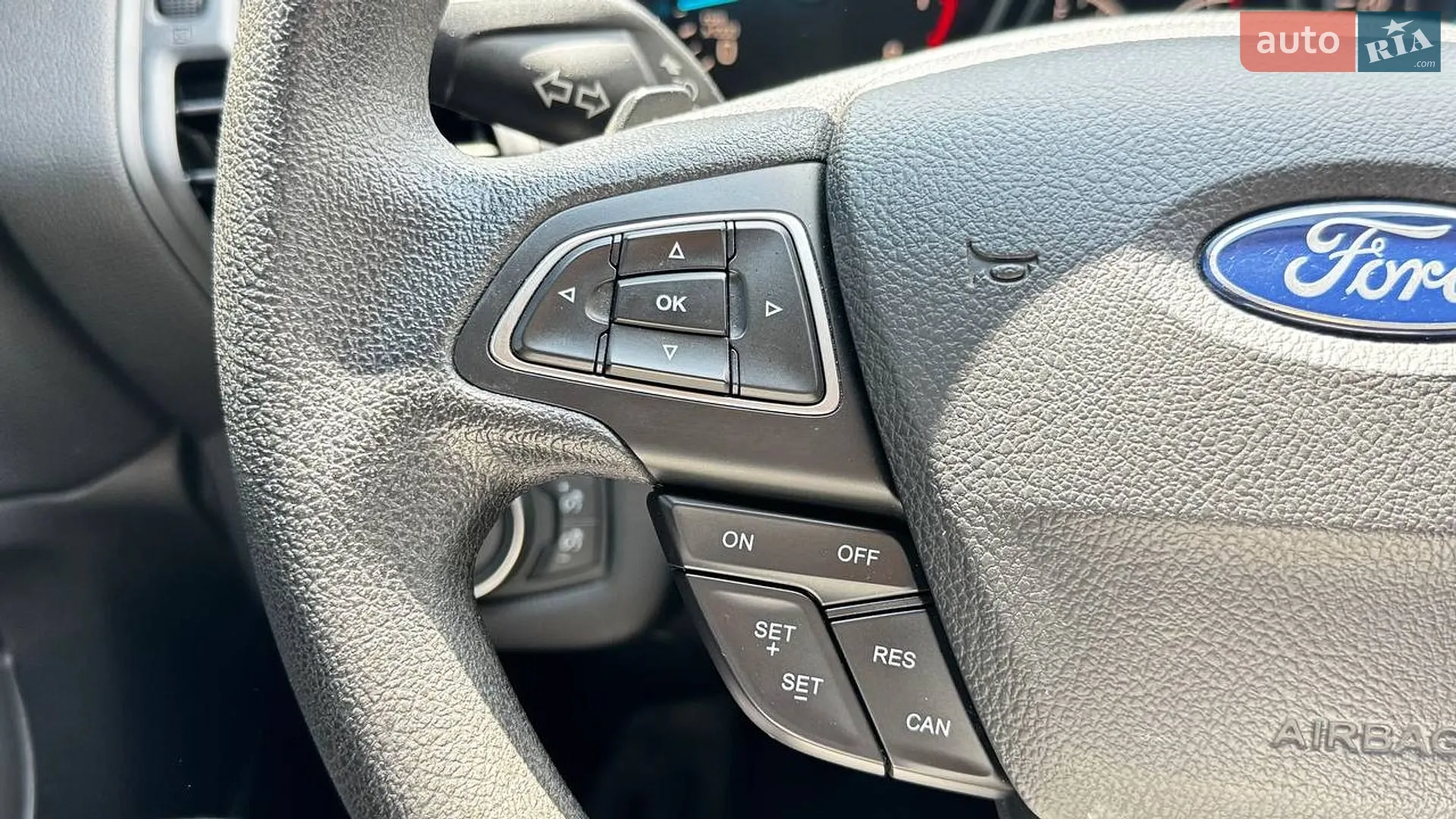 2017 Ford Escape - мініатюра 21