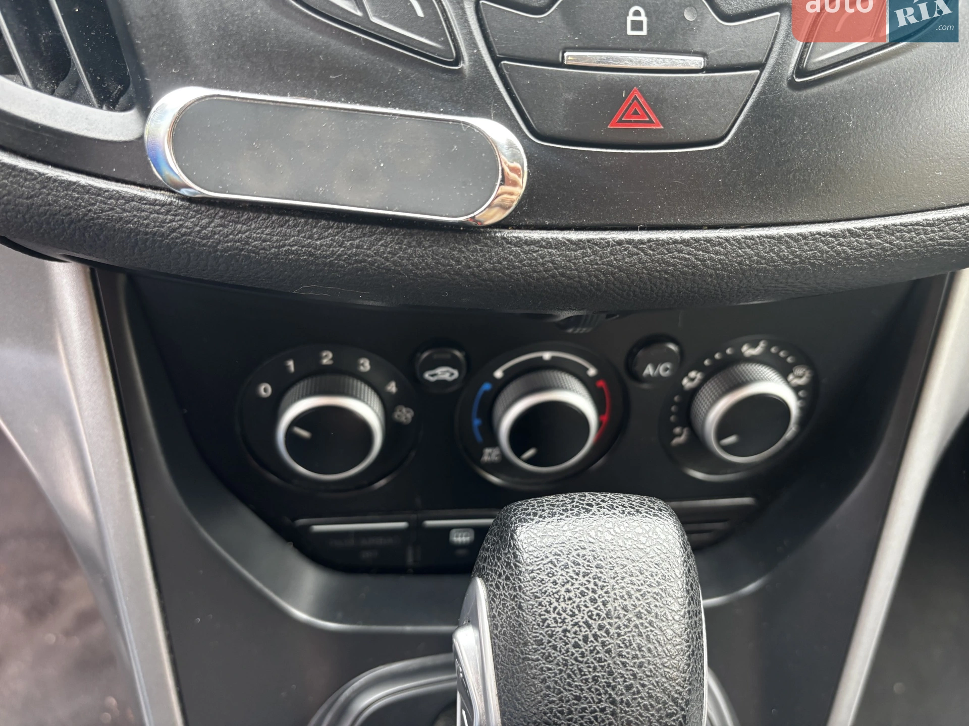 2016 Ford Escape - мініатюра 24