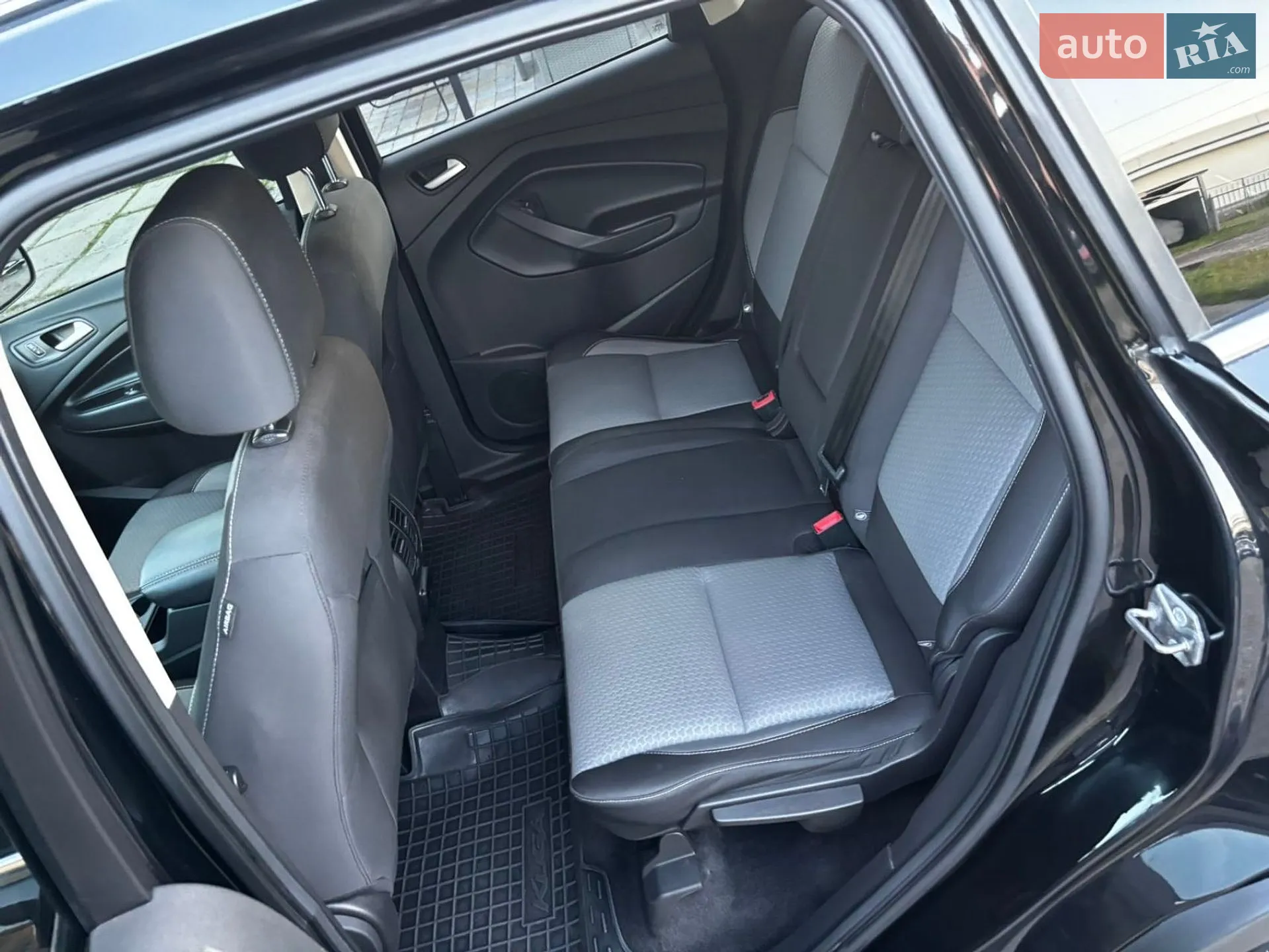 2017 Ford Escape - мініатюра 12
