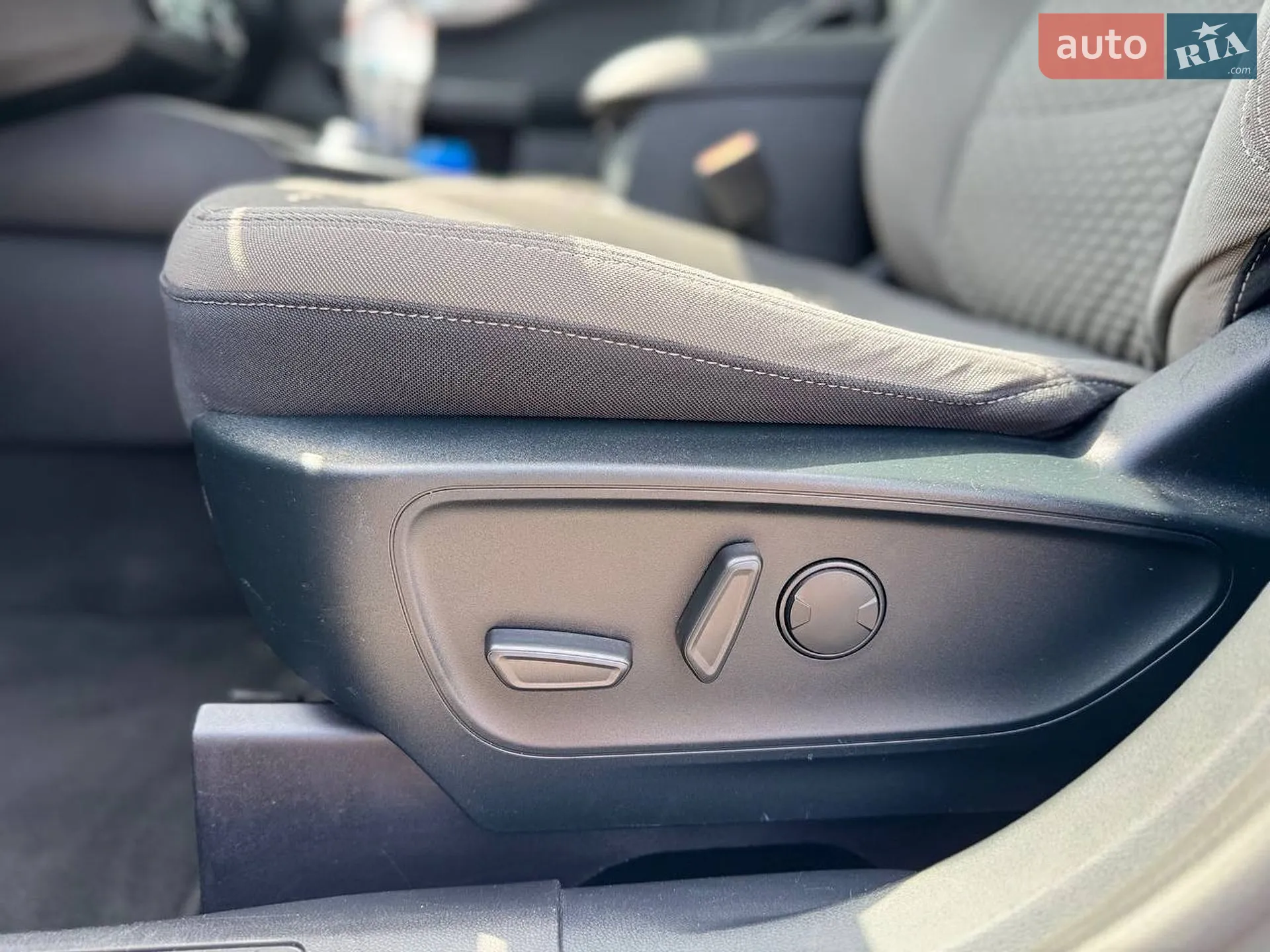 2020 Ford Escape - мініатюра 9